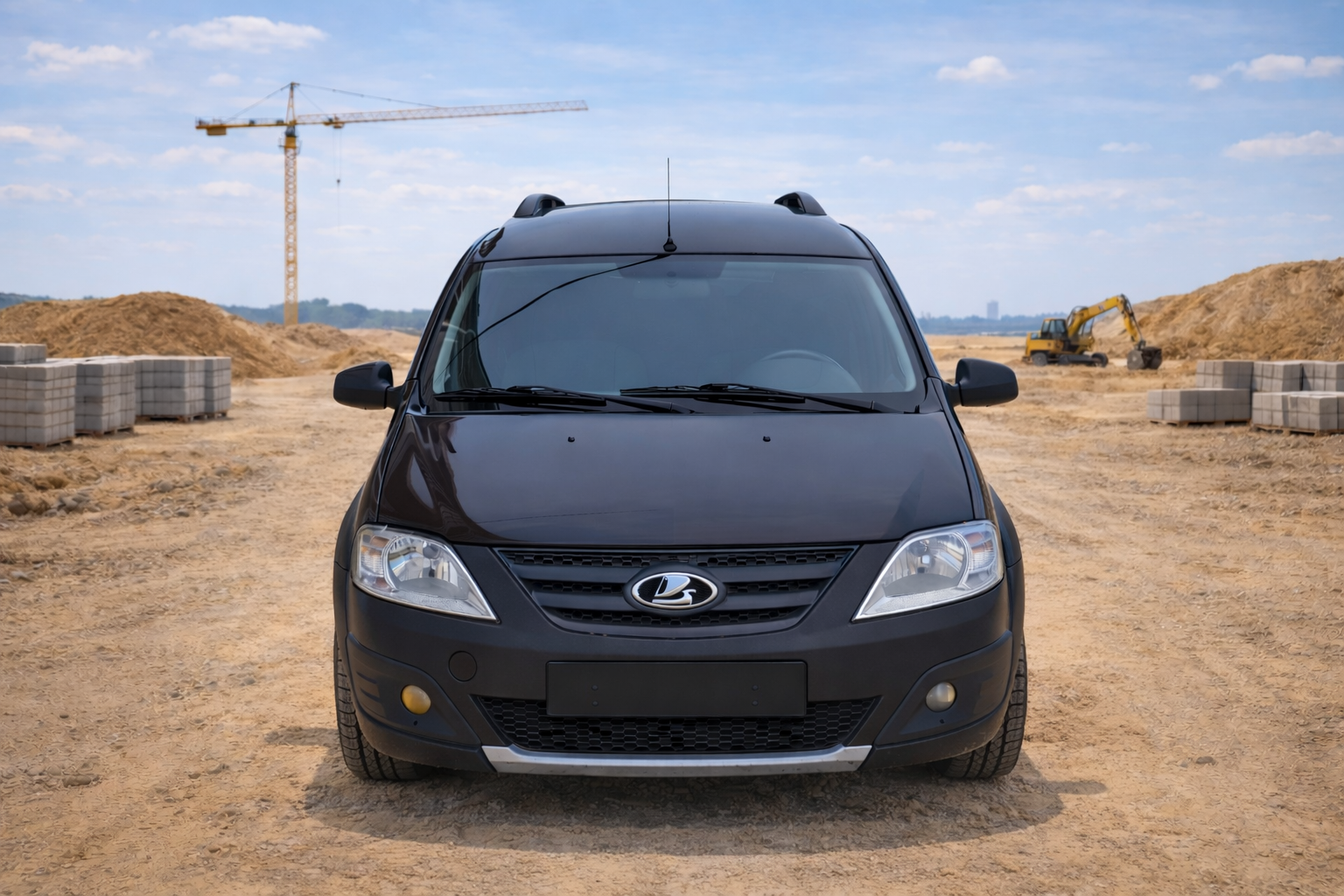 Lada Largus (коричневый)